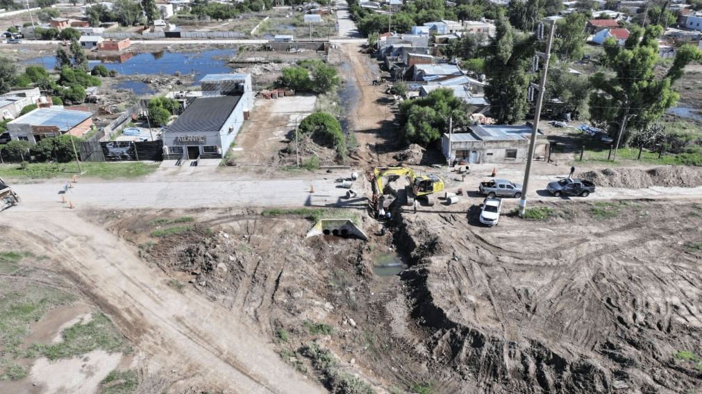 Declararon la emergencia vial por 180 días en las rutas de Bahía Blanca por los daños provocados por la tormenta.