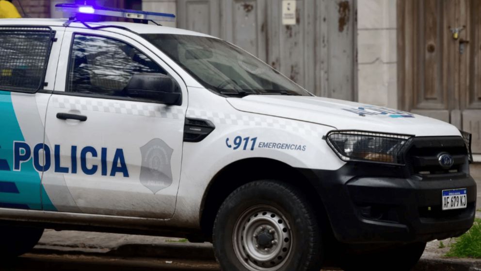 Drama en el centro de la ciudad: intent� arrojarse de un balc�n tras una discusi�n con su pareja