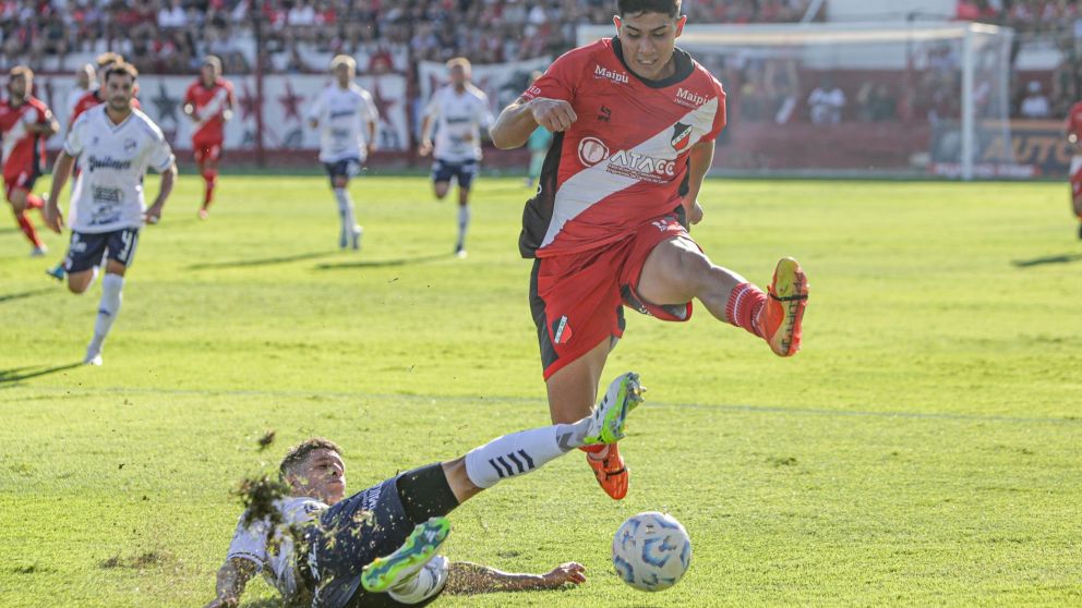 Quilmes perdió en Mendoza y sigue sin ganar en el torneo