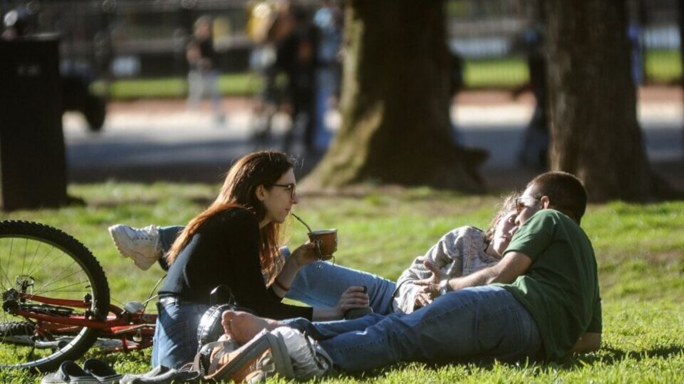 Calendario: cuántos fines de semana largos habrá en 2025