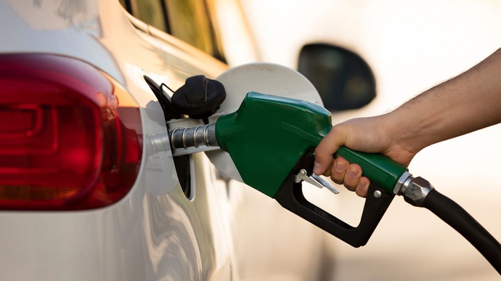 YPF se sumó a Shell y aumentó el precio de sus combustibles: cuánto cuesta ahora cargar el tanque