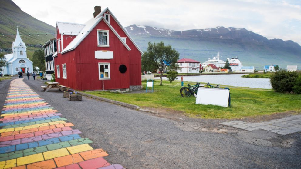Es el país más seguro del mundo, con sueldos de 6000 dólares y se puede emigrar ahora (Imagen Islandia24).