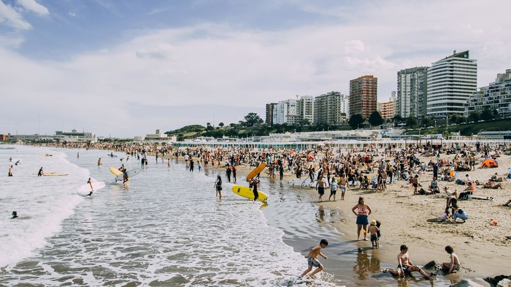 El feriado del 20 de noviembre y los fines de semana largos que trae el mes que viene