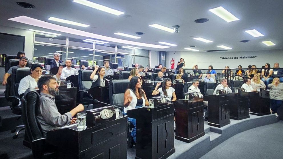 Cierre de sesiones ordinarias y apercibimiento a la libertaria Albasetti