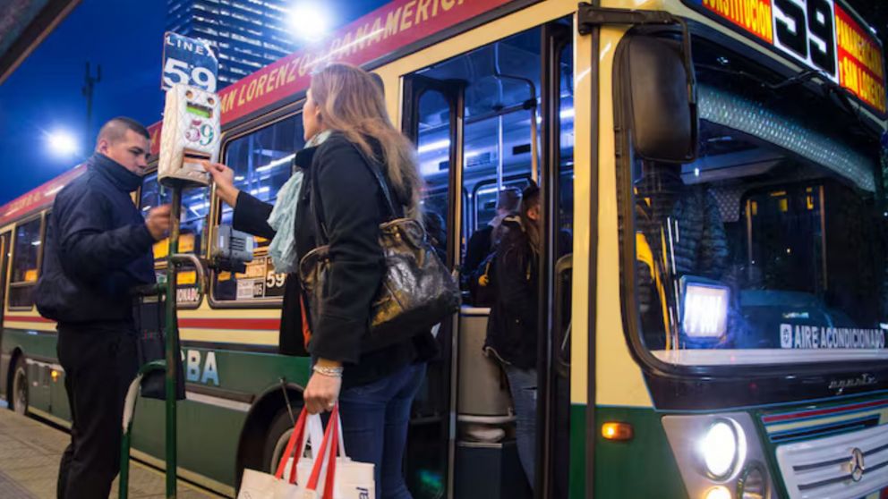 Paro de transporte: ahora la UTA amenaza con sumarse y podr�a no haber colectivos