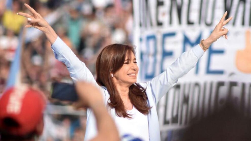 Cristina Kirchner competirá con la lista “Primero La Patria” en la interna del PJ.