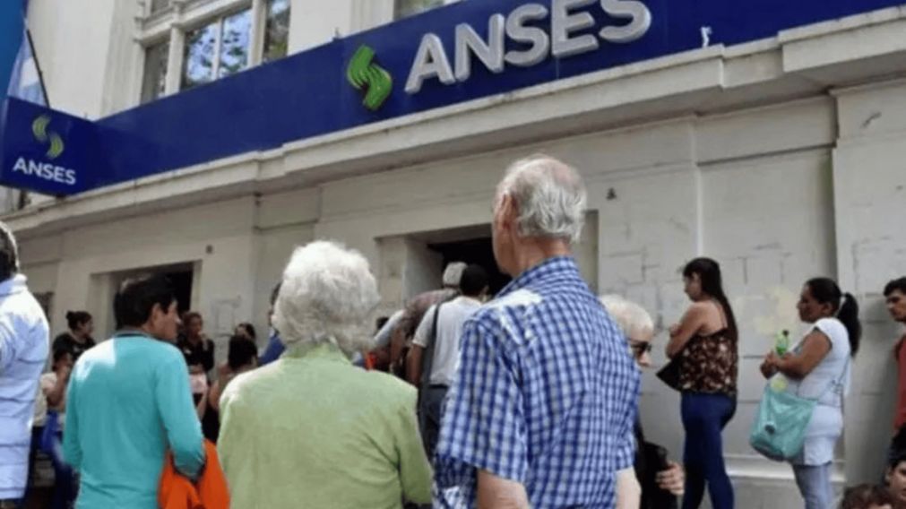 Los jubilados y pensionados deben tener en cuenta esta importante modificación que hizo ANSES sobre los pagos de noviembre.