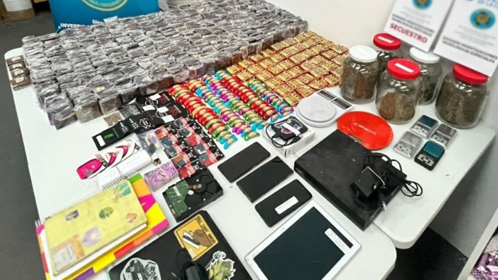 "Dulces mágicos": vendían brownies, gomitas y caramelos de marihuana en redes sociales