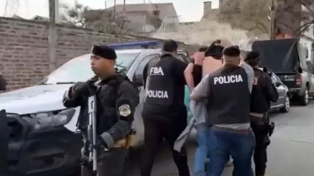 Insólito: lo detienen tras robar celulares de una casa y volver a pedir las contraseñas
