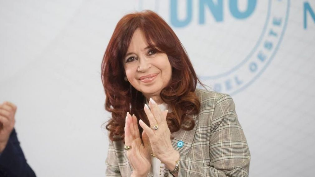 El saludo de Cristina Kirchner por los 35 años de la UNQ: "Marchar al frente por nuestras ideas"