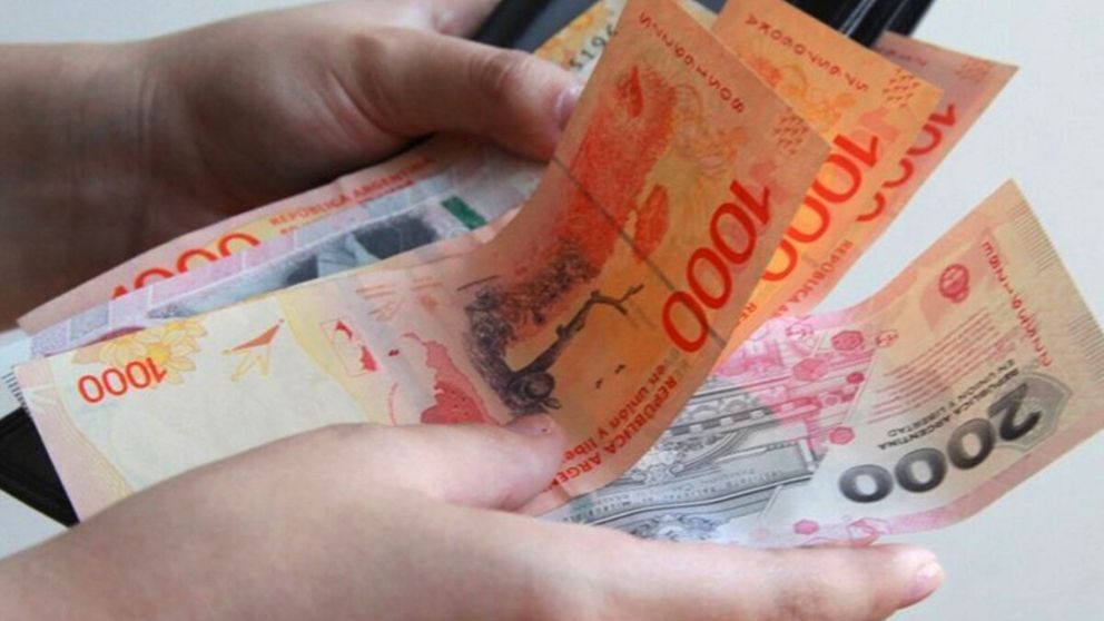 Aumento para las asignaciones de la ANSES en enero: ¿Cuánto van a cobrar?