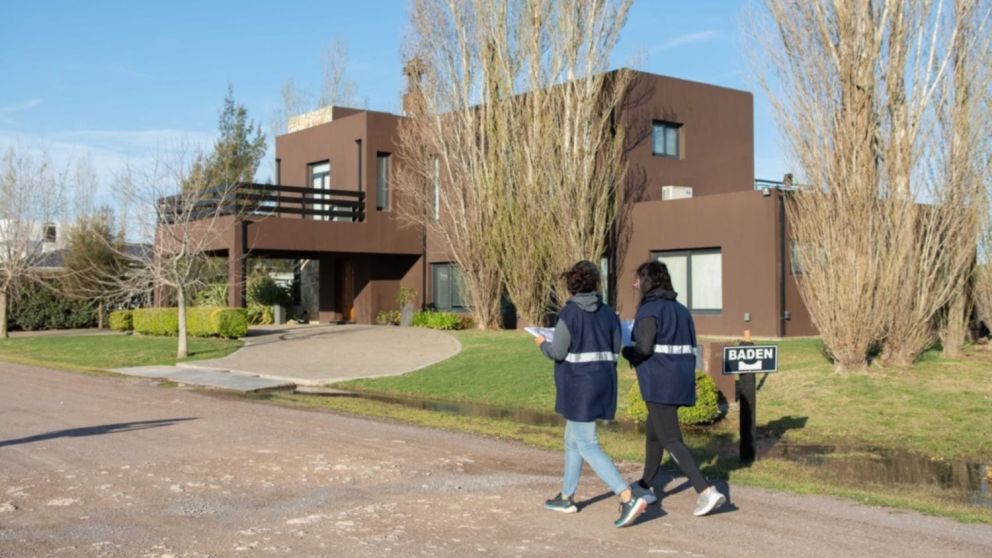 ARBA detecta propiedades no declaradas en exclusivo country y en concesionaria de camiones y autos de lujo