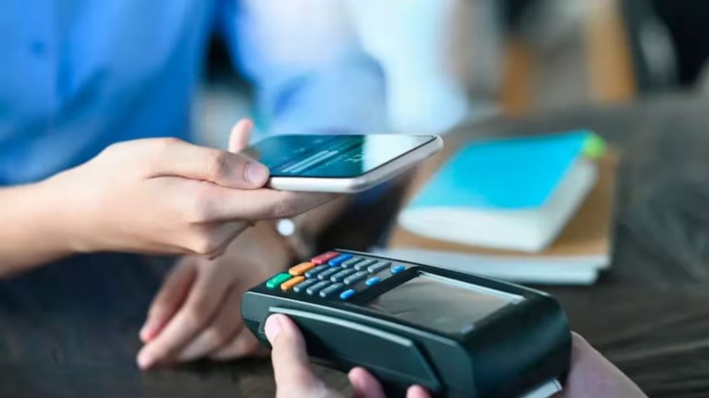 Más de la mitad de los argentinos prefieren las billeteras virtuales antes que los bancos tradicionales