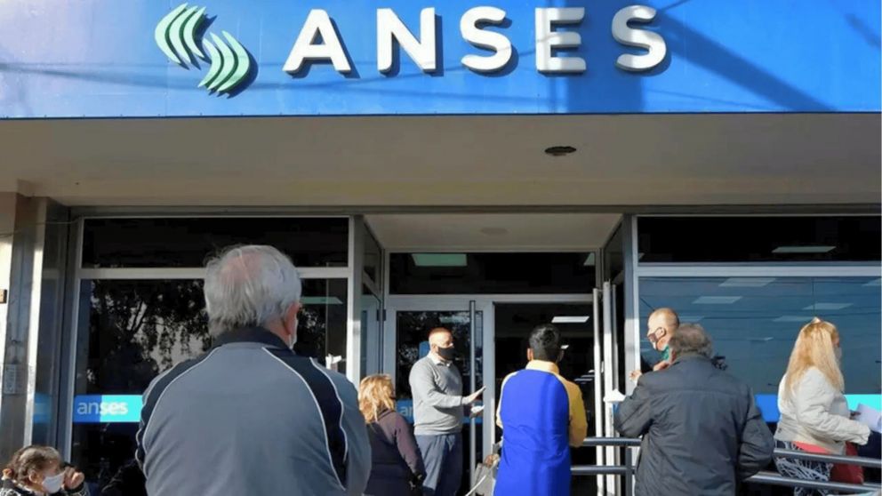 Así quedó el calendario de pagos de los jubilados y pensionados con el nuevo aumento en octubre.(Imagen ilustrativa).