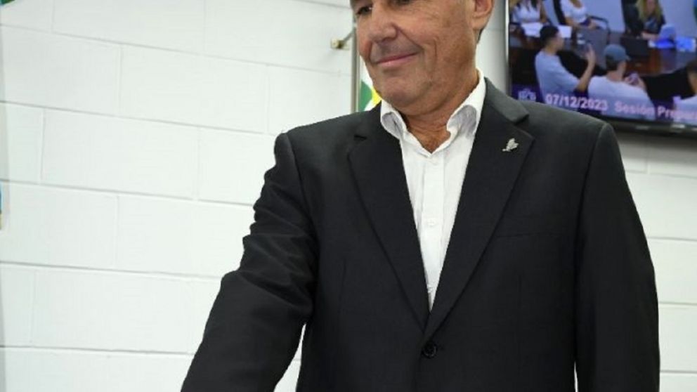 Rij sobre el cobro de tasas: "Que estén en un servicio es algo aberrante para los vecinos"