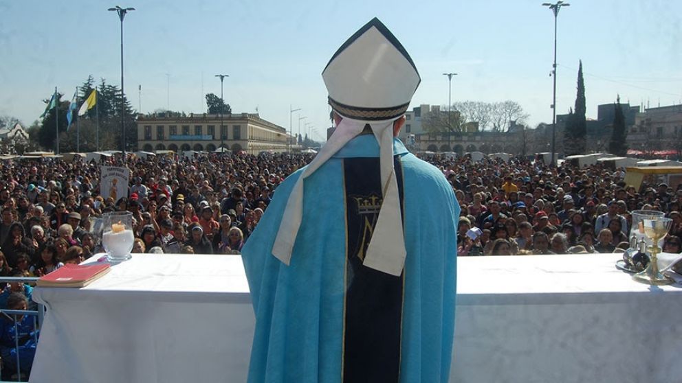 La crítica del Obispo Tisera en la peregrinación de la Diócesis de Quilmes a Luján: "La comida no puede ser una variable de ajuste"