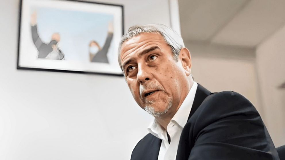 El intendente de Avellaneda encabeza un acto en Bernal Oeste