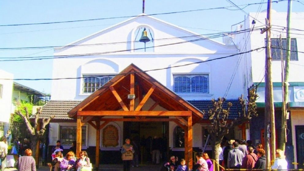 Iglesia de San Cayetano de Quilmes Oeste: aprovecharon que el párroco no estaba, entraron y le robaron pertenencias