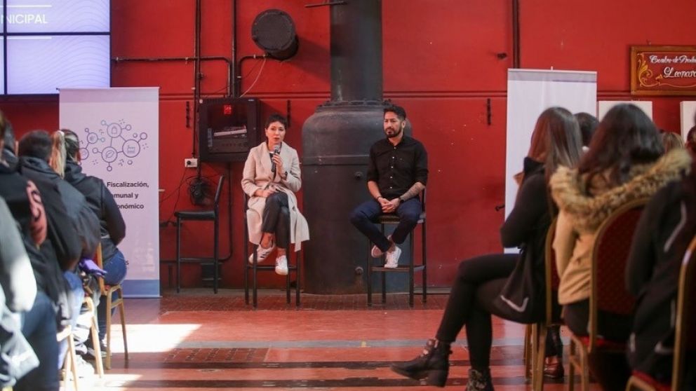 Mayra Mendoza presentó el nuevo sistema de actas de tránsito: cuáles son las novedades