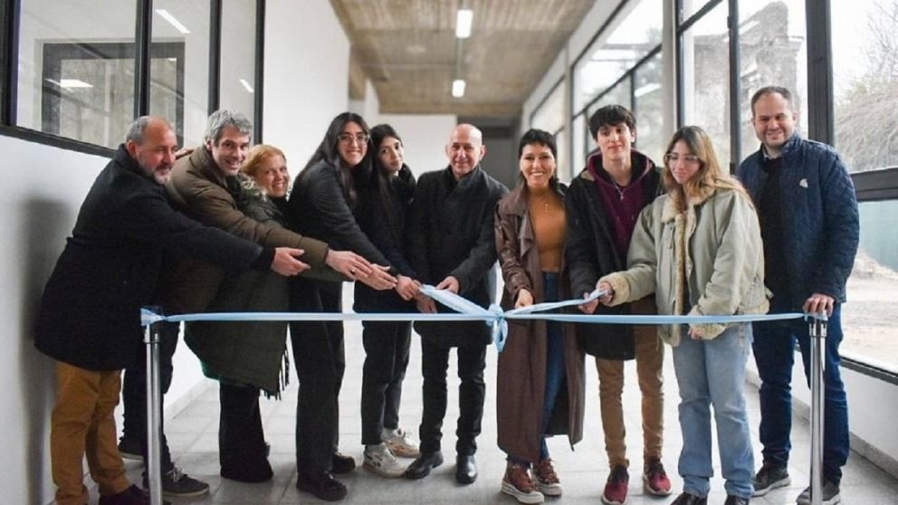 Nueva aulas, biblioteca y sanitarios para el Instituto Superior de Formación Docente y Técnica Nº 24