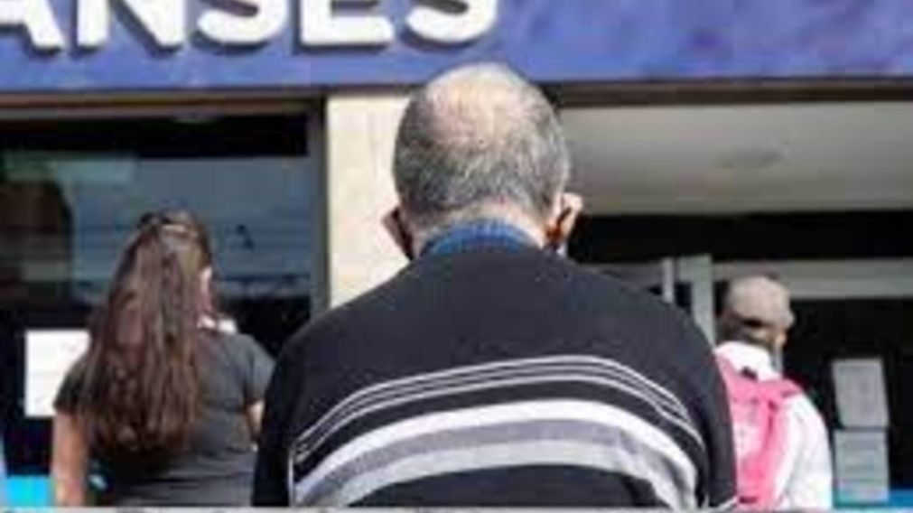 Confirmado: nuevos aumentos de ANSES para jubilaciones, pensiones y asignaciones en agosto 2024