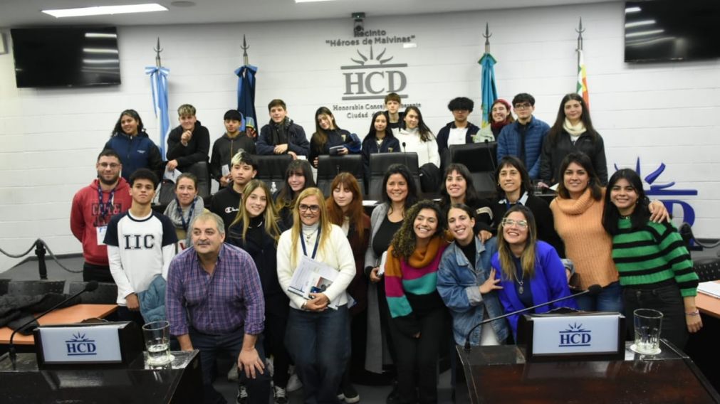 HCD de Quilmes: alumnos presentaron un proyecto sobre la ludopatía