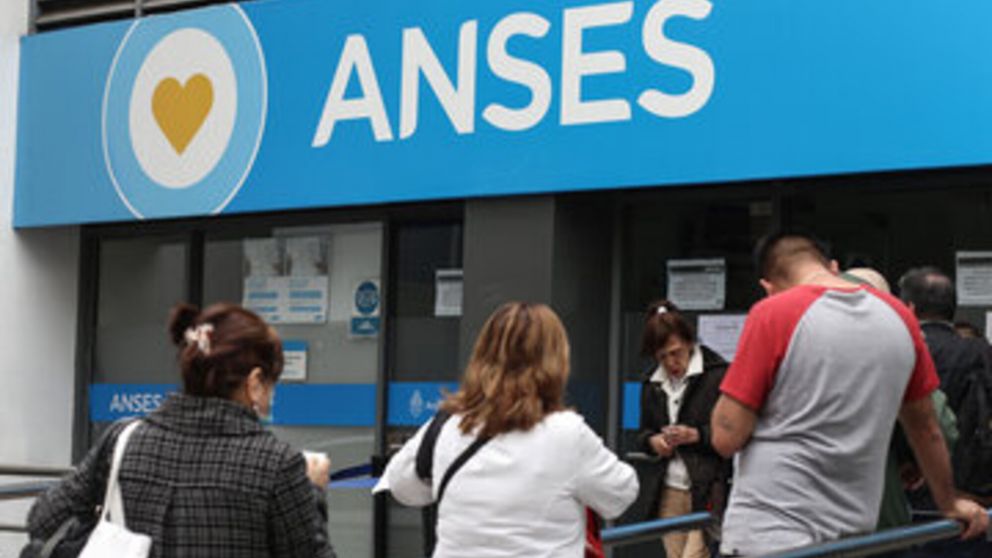 ANSES AUH AUE SUAF: todas las pensiones y asignaciones que aumentan en julio 2024