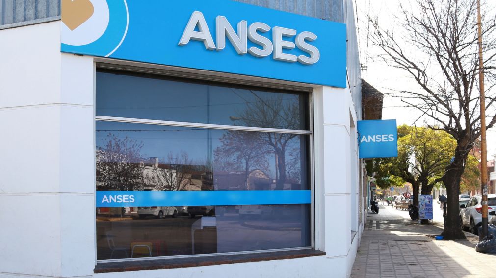 Quiénes puedenn acceder al 55% en transporte que ofrece ANSES.