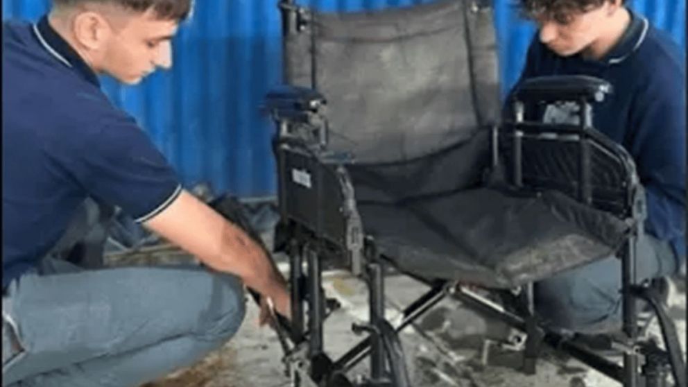 Ex IMPA: alumnos crearon una silla de ruedas que maneja el usuario con su mente