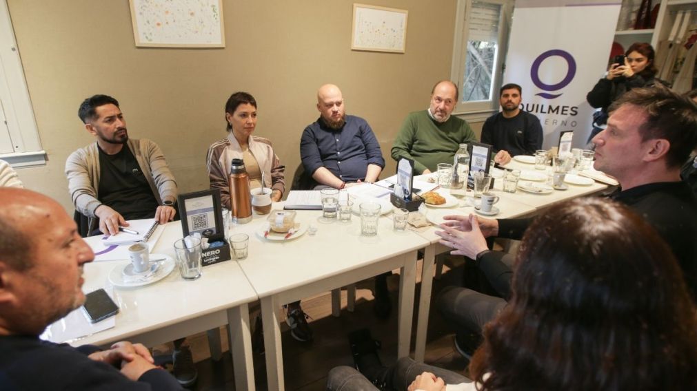 Reunión entre comerciantes y el Municipio para articular tareas ante la caída del consumo