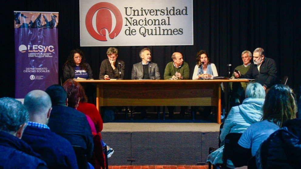 Panel en la UNQ en la semana contra la Violencia Institucional