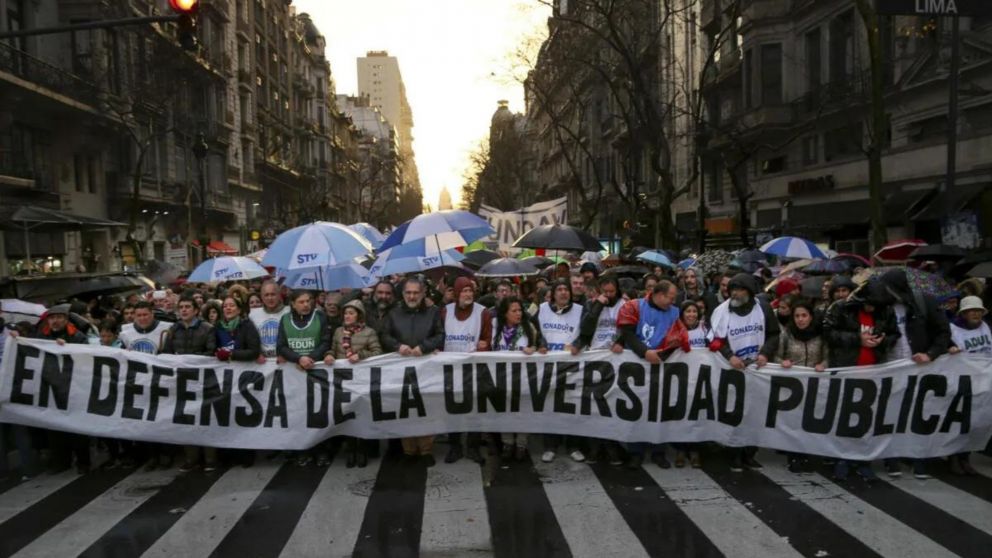 Los estudiantes de todo el país se reunirán en Congreso para dar lugar a la primera Marcha Universitaria Federal contra el gobierno de Javier Milei