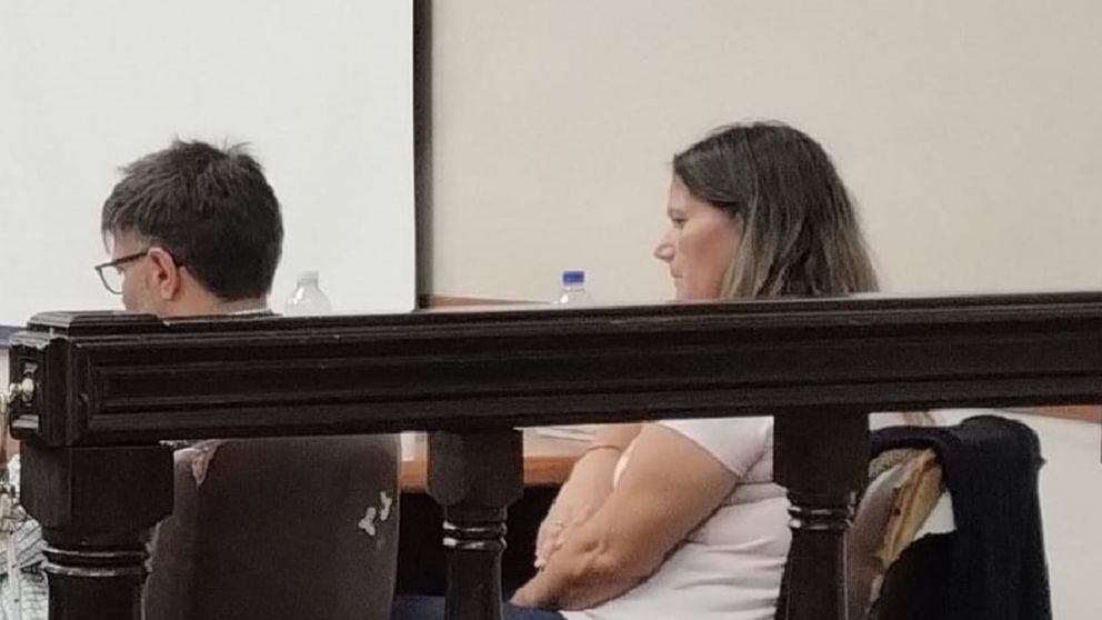 Siete años de prisión para la funcionaria judicial que cultivaba y vendía drogas en su casa