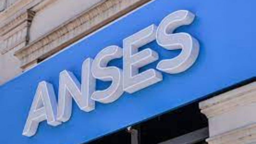 ANSES: quiénes cobran este martes