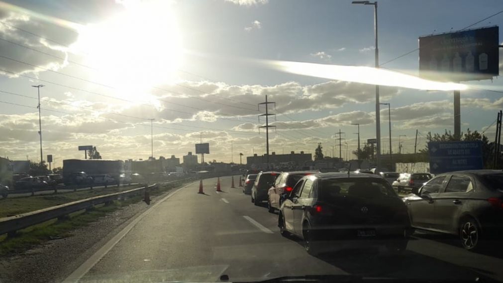Serias demoras en la autopista y el Acceso Sudeste
