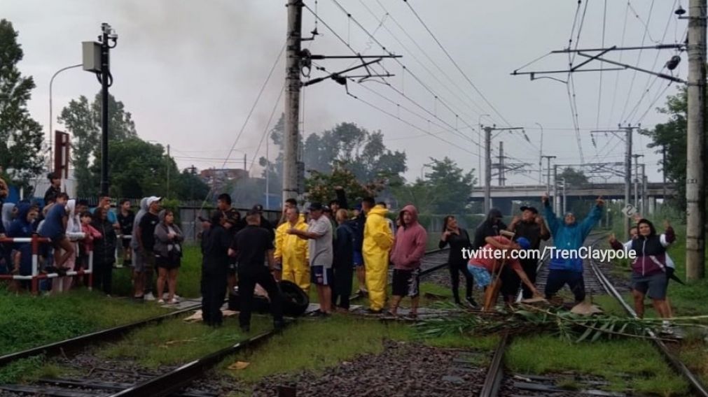 Nuevo corte de vías en Wilde y servicio corto del Tren Roca