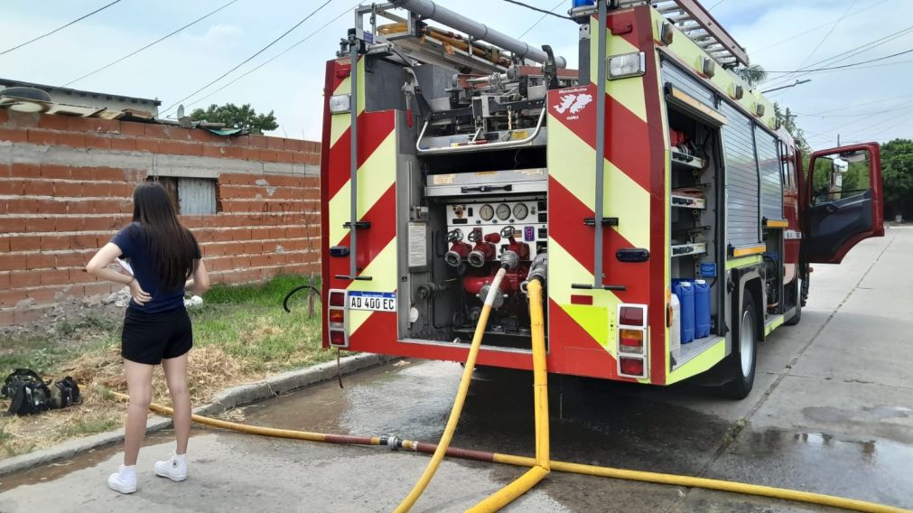 Familia pide colaboración de la comunidad tras perder todas sus pertenencias en un voraz incendio