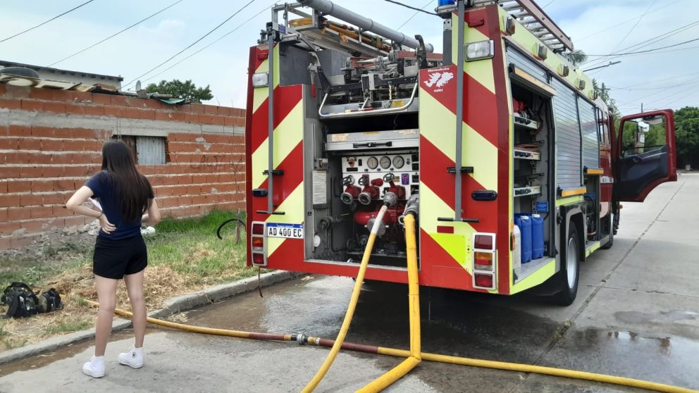 Familia pide colaboración de la comunidad tras perder todas sus pertenencias en un voraz incendio