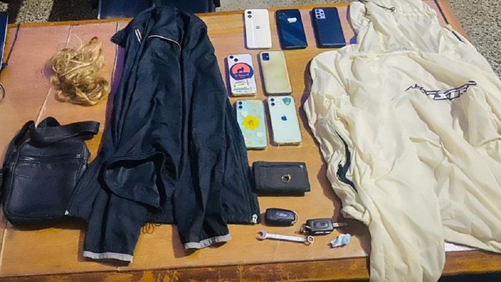 Buscan a los ladrones que robaron en Barrancas de Guido