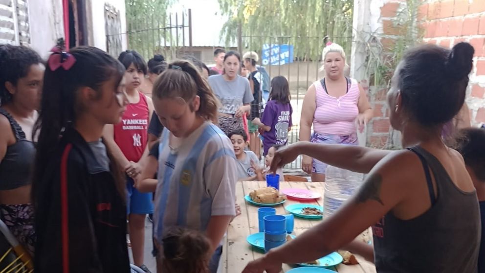 "Con esto de que la economía no alcanza, la inseguridad está creciendo en los barrios"