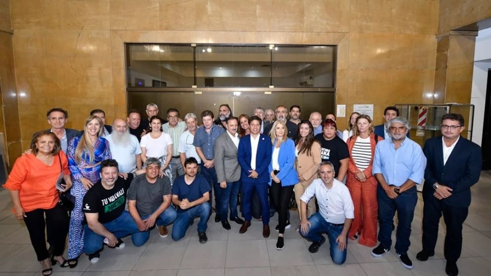 Paro del 24: Kicillof encabezó la reunión de UxP