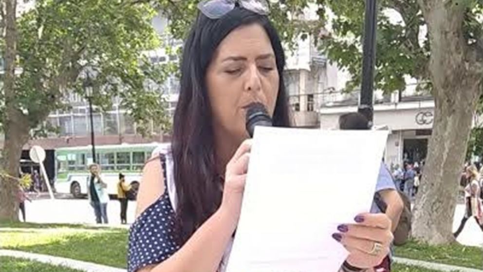 Procaccini: "Junto a la comunidad educativa quilme�a salimos a la calle en defensa de la educaci�n p�blica y la Patria"