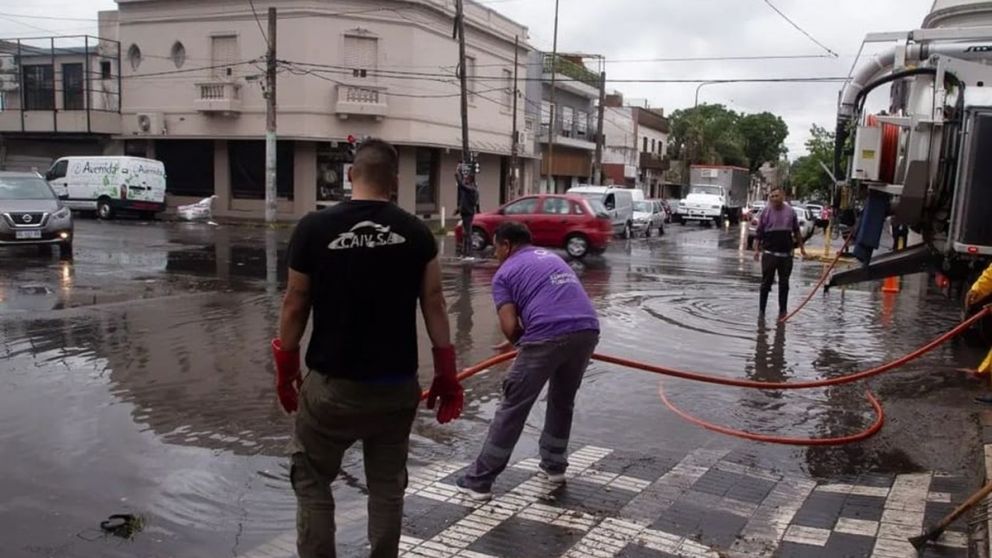 Se intensificaron los trabajos de desobstrucción de sumideros y limpieza de arroyos