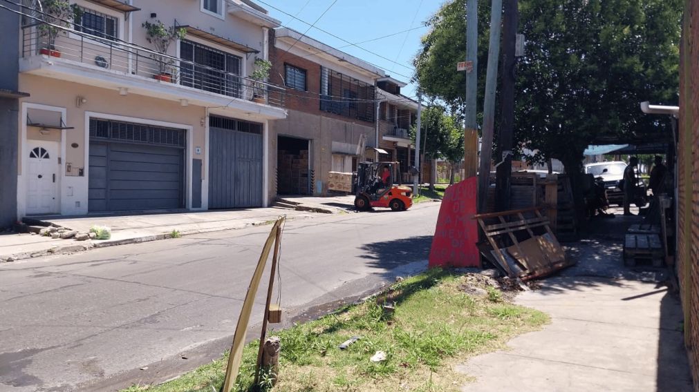Vecinos de Quilmes Sur denuncian a f�brica por emanar malos olores