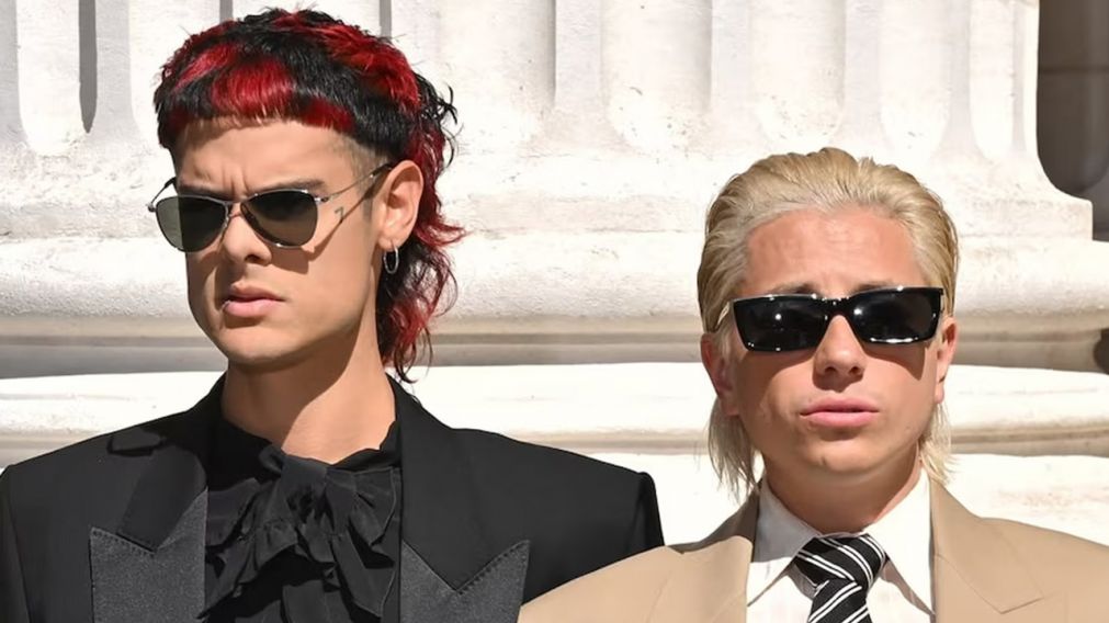 CA7RIEL, Paco Amoroso y Bizarrap conquistaron París con estilo en la Semana de la Moda