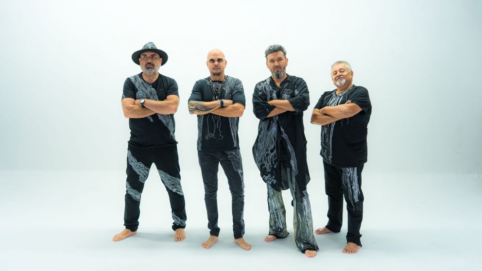 Los Tekis preparan una gran fiesta en Buenos Aires y estrenan �Un mill�n de rosas� junto a La Pepa Brizuela