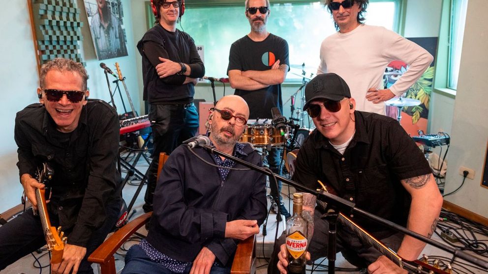 El Indio Solari volvió al estudio con Los Fundamentalistas del Aire Acondicionado: se vienen nuevas canciones