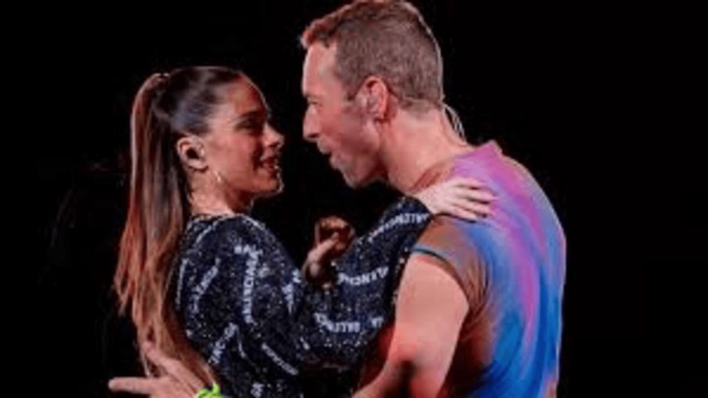 Tini Stoessel hizo vibrar Tecn�polis con una sorpresa mundial: Chris Martin apareci� en el escenario