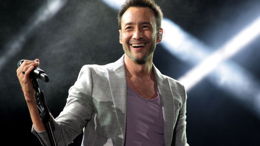 "Agendado": el comentario de Emanero que encendió rumores sobre el nuevo single de Luciano Pereyra