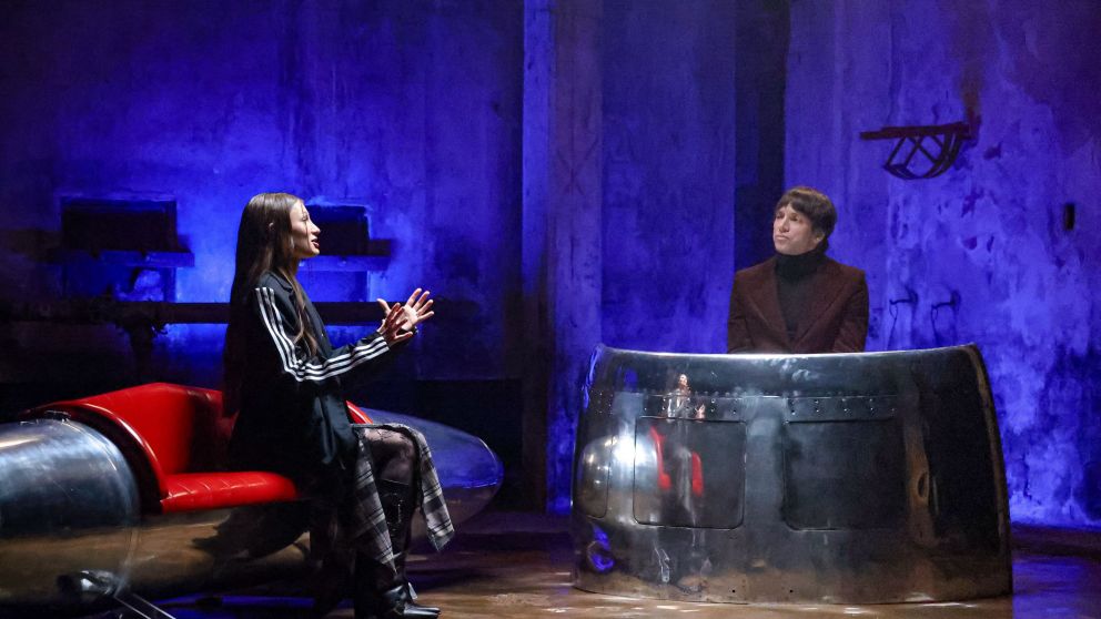 Turf y Yami Safdie estrenan "Malas Decisiones", el último episodio de "Polvo de Estrellas"
